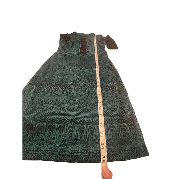 Guess Green/Black Embroidered Dress Sz 6 NWT - Picture 6 of 8